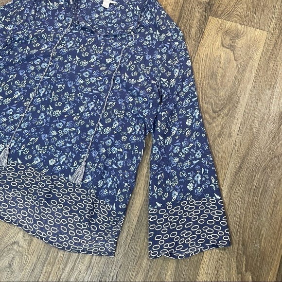 Caslon Floral Blouse - Picture 3 of 9